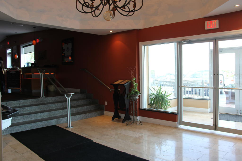 Resort Regency Athletic / Bar & Grill Niagara Falls