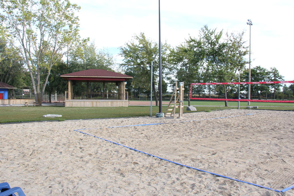 Resort Regency Athletic / Bar & Grill